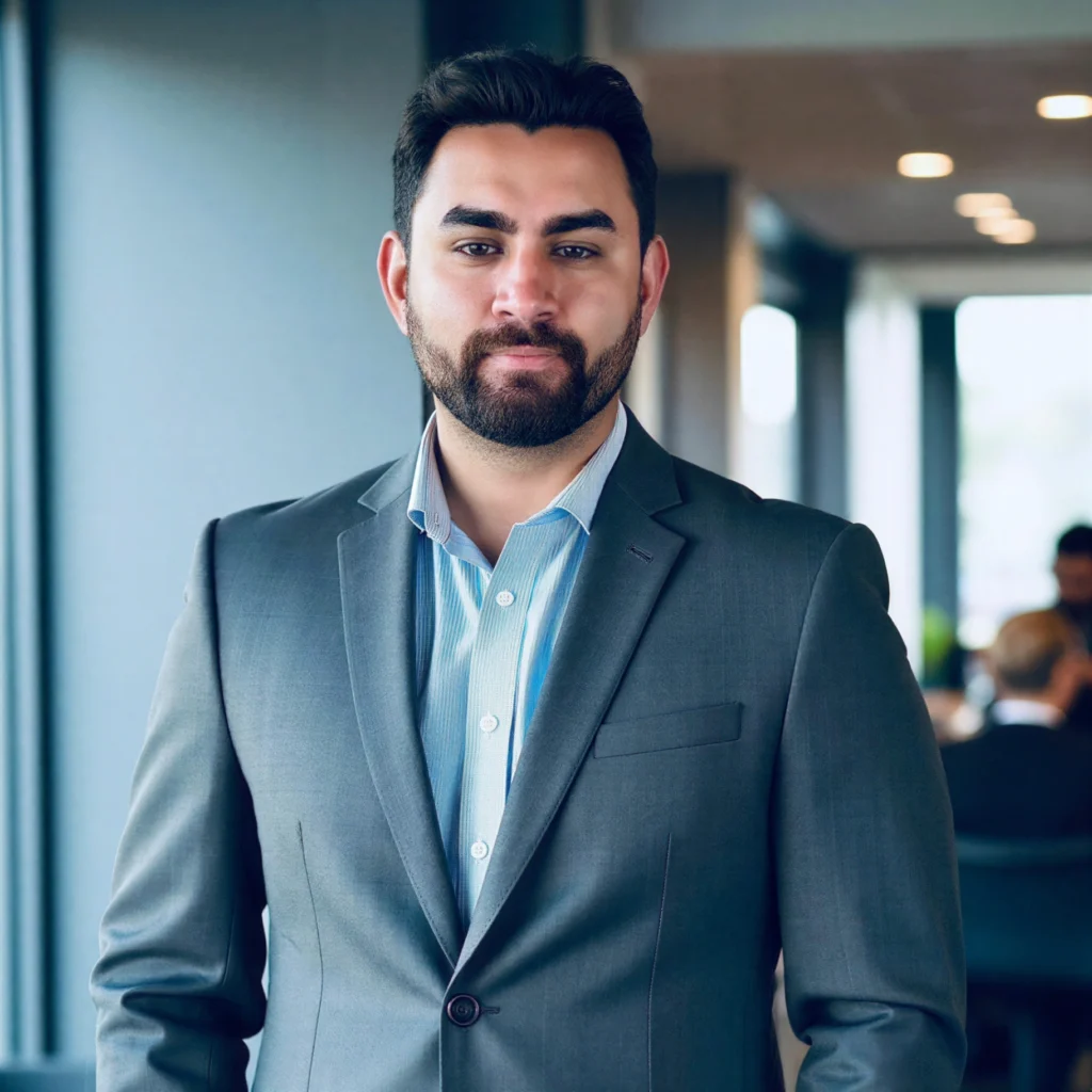 sergej-funk-headshot